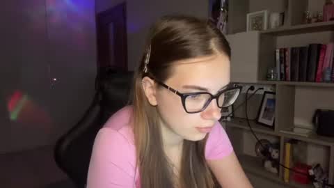 Kate online show from August 9, 10:02 pm