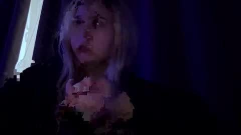 Lina 3 online show from April 2, 4:59 pm