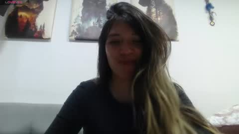 Hanna  online show from June 17, 1:07 am