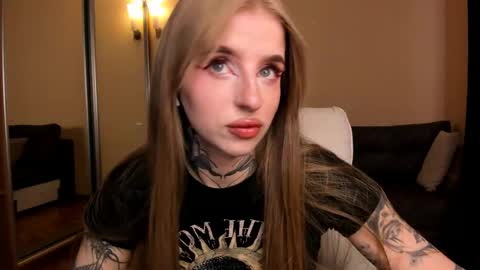 Julia online show from April 2, 6:22 am