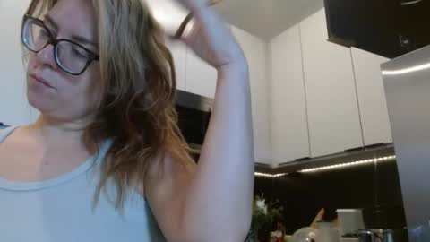 Hazel online show from July 10, 1:22 pm