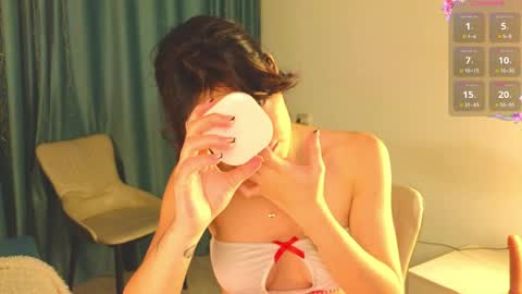 Audrey online show from April 10, 2:56 pm