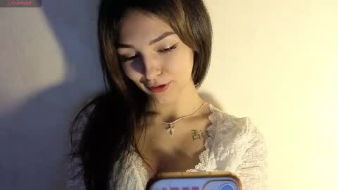 HIHIKA online show from March 8, 10:02 pm