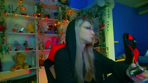 Rumi online show from November 1, 11:36 am