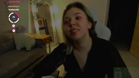   online show from February 14, 5:26 pm