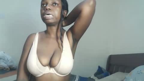 hot_sexxy_baby online show from April 6, 12:17 pm