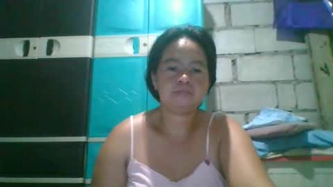 hotchicks4uxx online show from February 15, 1:32 pm