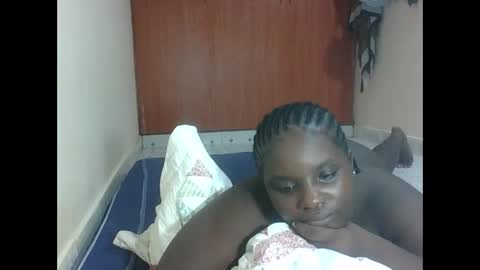 EBBY online show from April 16, 11:07 pm