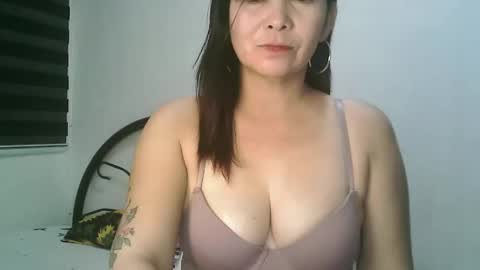 hotmamajen4u online show from March 24, 11:48 am