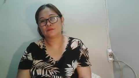 hotpreciousxxx online show from March 9, 5:32 am