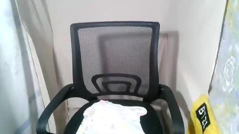 hottie_horny_exoticpussyx online show from April 11, 10:46 pm