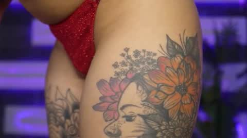 Lilly online show from February 12, 9:27 pm