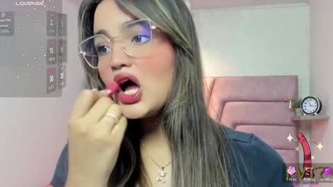 iam_lina online show from March 23, 1:50 pm