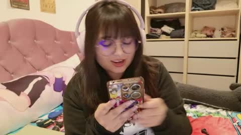 Zoe 3 online show from July 8, 2:36 am