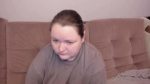 Alice online show from December 18, 5:39 pm