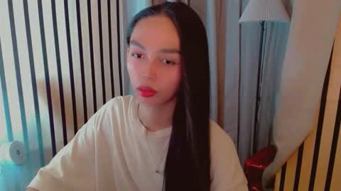 IRISH AND TRIXIE online show from April 8, 2:14 am