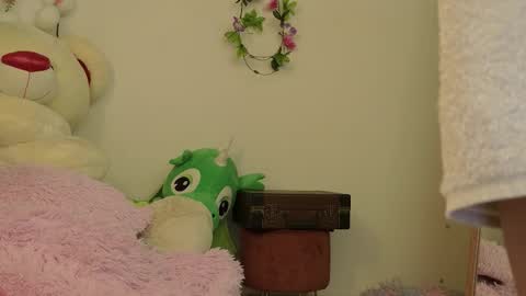 Isabella        online show from March 9, 11:19 pm