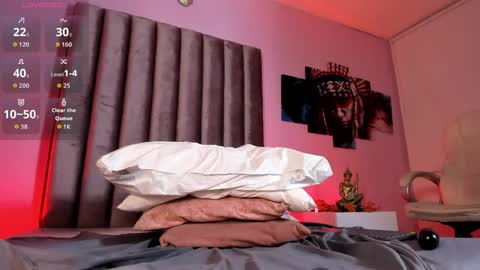   online show from April 11, 6:30 am