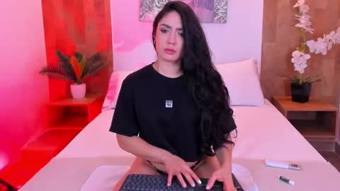 isabella_winkler online show from March 11, 12:20 pm