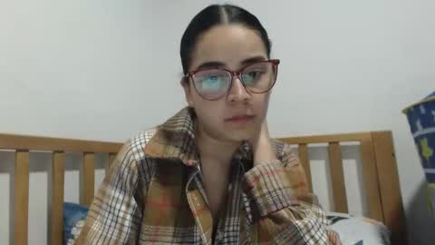 Emma online show from February 3, 2:53 am