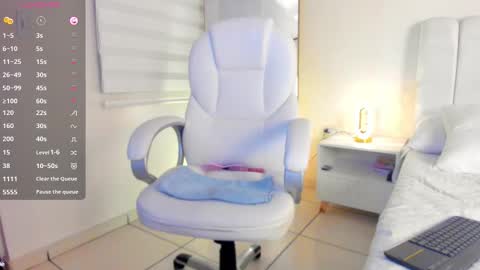 Isa  online show from March 27, 8:26 am