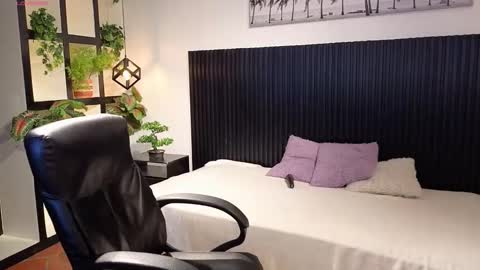  IVY online show from March 25, 5:22 am