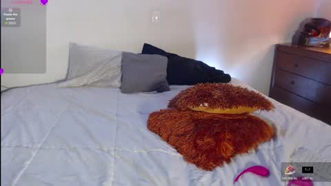jade_evergreen_99 online show from June 17, 7:59 pm