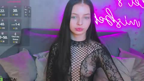 Eva online show from February 1, 11:36 pm