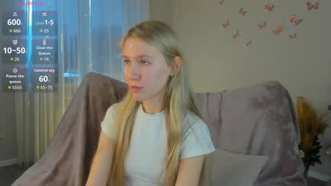 Chloe online show from February 7, 7:45 am