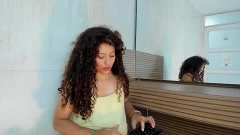 Jen  online show from February 10, 12:30 pm