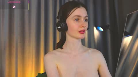 jennyfer_me online show from April 3, 1:42 pm