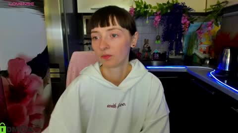 jessicaforris online show from April 6, 7:20 am