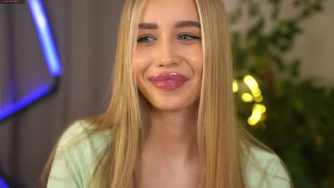 Jenny online show from April 1, 8:26 am