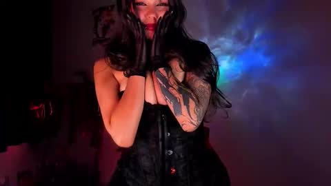 Joan online show from March 19, 5:56 am