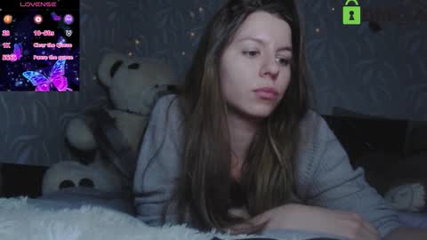 laura online show from October 26, 12:44 pm