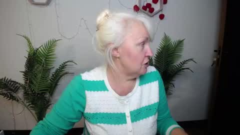 KamaliaSim online show from April 19, 7:05 pm