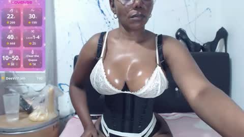 Paola online show from March 14, 7:59 pm