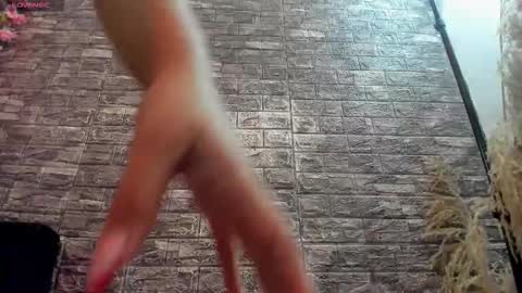 KAROLL online show from December 20, 1:26 pm