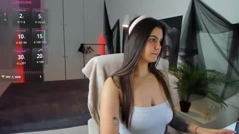 Kate online show from February 6, 9:29 pm