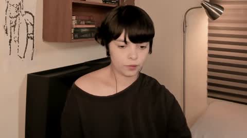 katsuro online show from August 5, 8:26 pm
