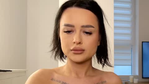 Katty Perry online show from March 28, 4:06 pm