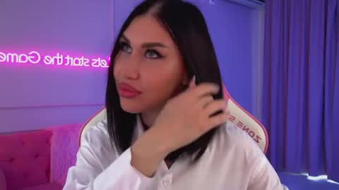 Kayla online show from August 5, 6:42 am