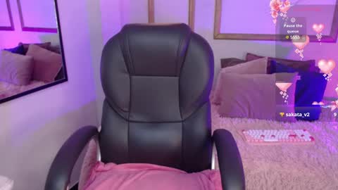    online show from April 1, 4:13 am