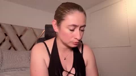 Kelly online show from June 18, 7:30 pm