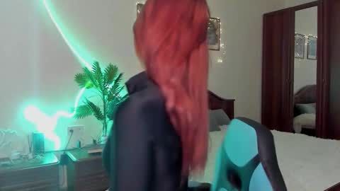 Kelly online show from February 27, 6:13 am