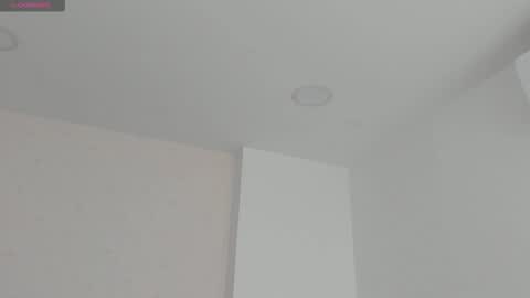 Kendall online show from February 10, 10:29 am