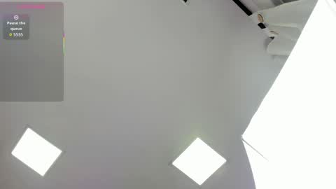 Kendra London online show from April 6, 11:22 am