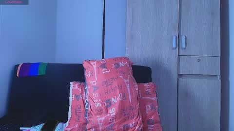 KESHA online show from March 27, 6:37 am