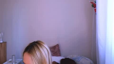 kikikarma online show from April 8, 3:58 pm