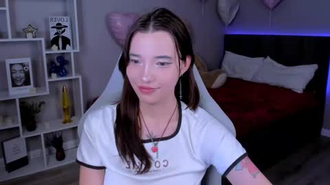 kimm wong online show from March 16, 5:44 am